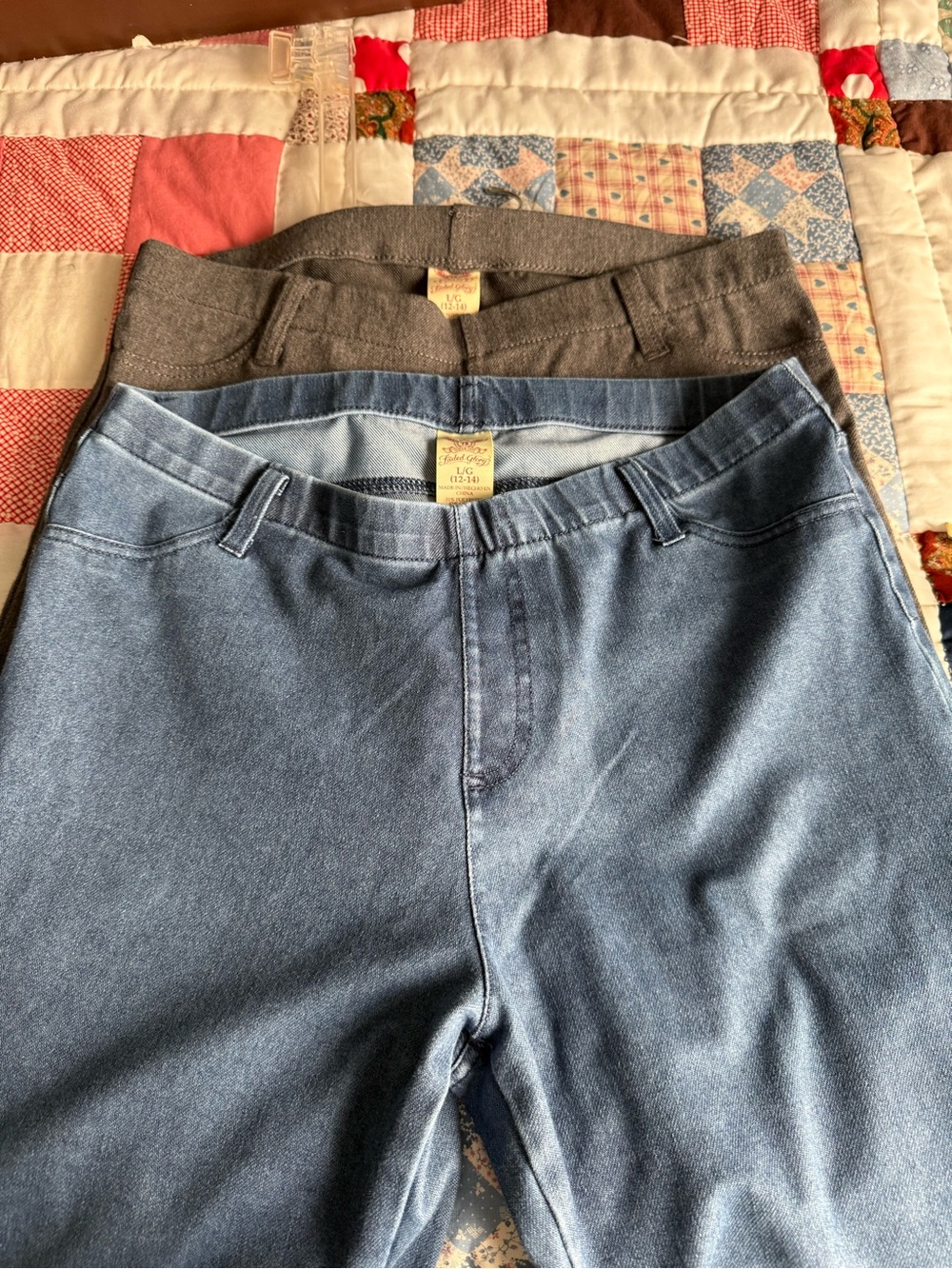 Faded Glory Women’s Blue and Brown Relaxed StretchmJeans Duo